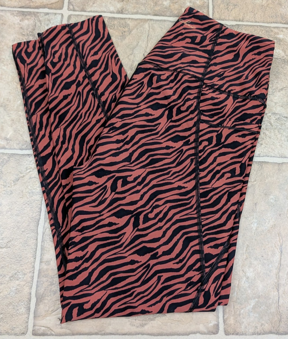 Victoria's Secret sz S Animal Print Leggings brown & black print capri 4471